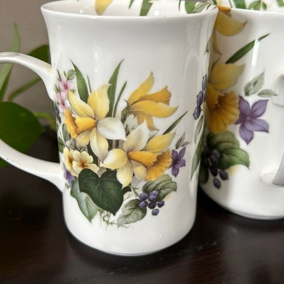 St George’s Fine bone China Made in England Floral coffee Cups SGE3 - Picture 7 of 7